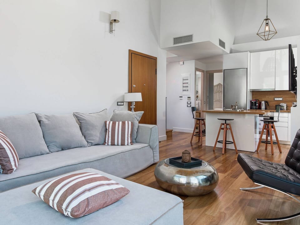 Villa | Private kitchen | Highchair, cookware/dishes/utensils