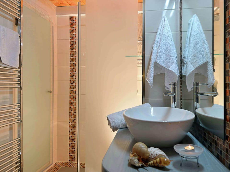Apartment | Bathroom