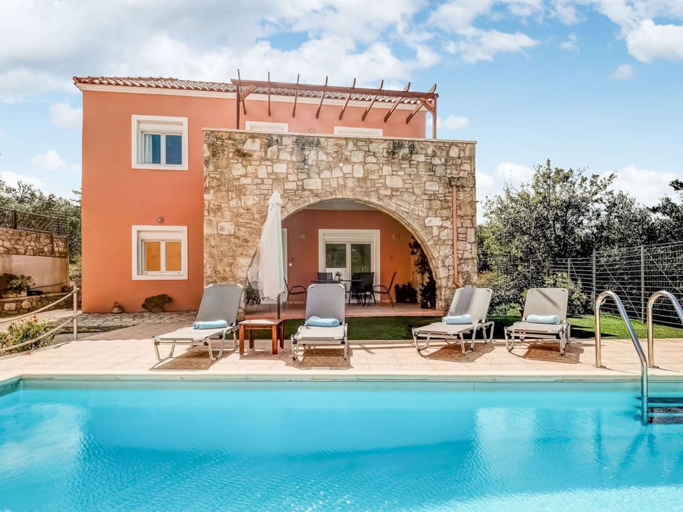 Villa | Pool | Indoor pool, outdoor pool