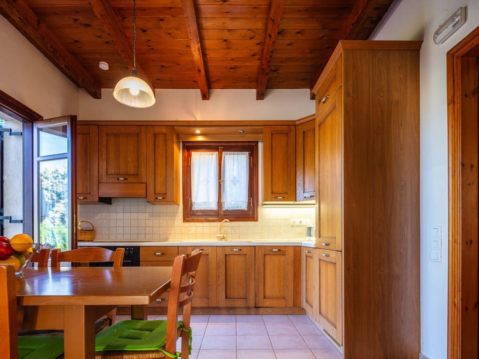 Villa | Private kitchen | Coffee/tea maker, cookware/dishes/utensils