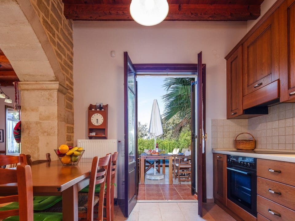 Villa | Private kitchen | Coffee/tea maker, cookware/dishes/utensils