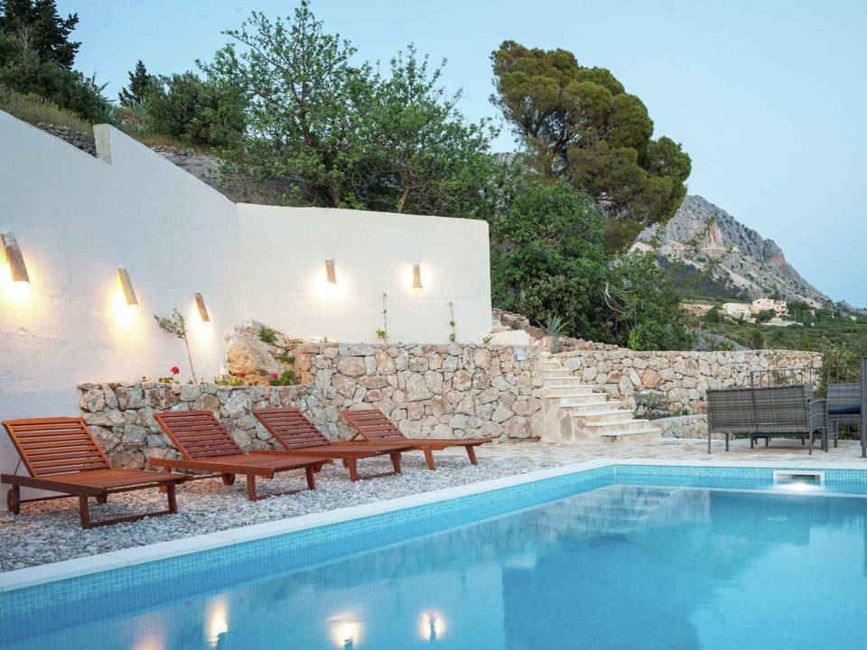 Villa | Pool | Indoor pool, outdoor pool
