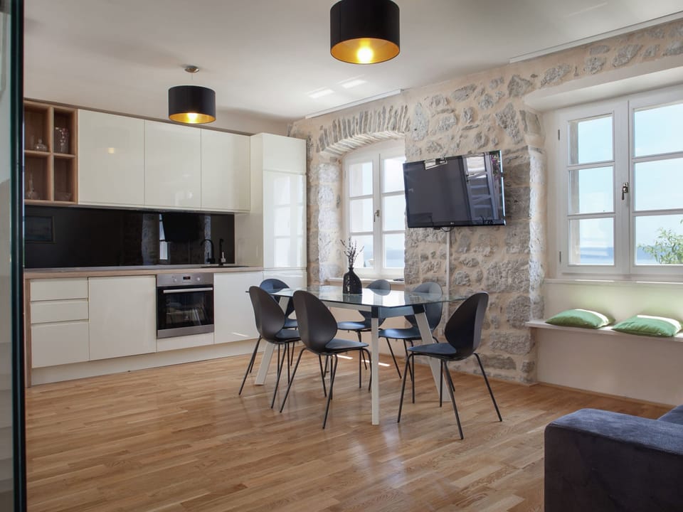 Villa | Private kitchen | Highchair