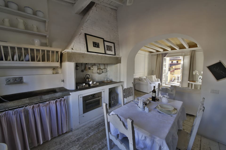Deluxe Apartment, 2 Bedrooms | Private kitchen | Fridge, microwave, oven, stovetop