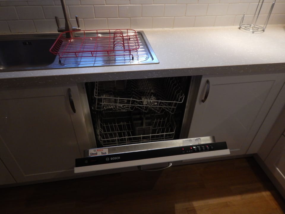 Family House | Private kitchen | Fridge, microwave, oven, stovetop
