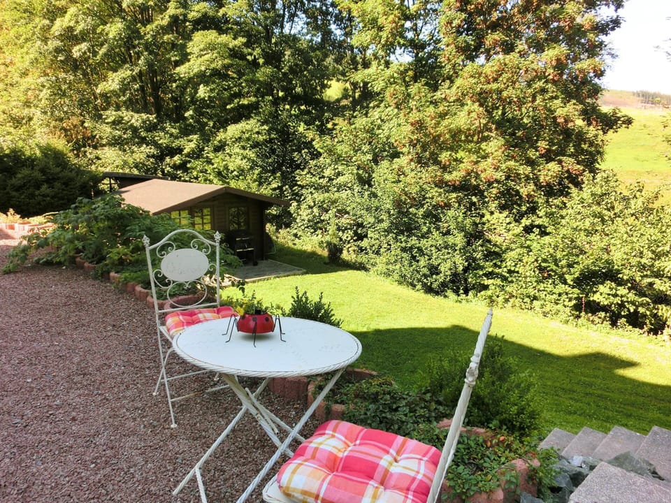Apartment | Garden