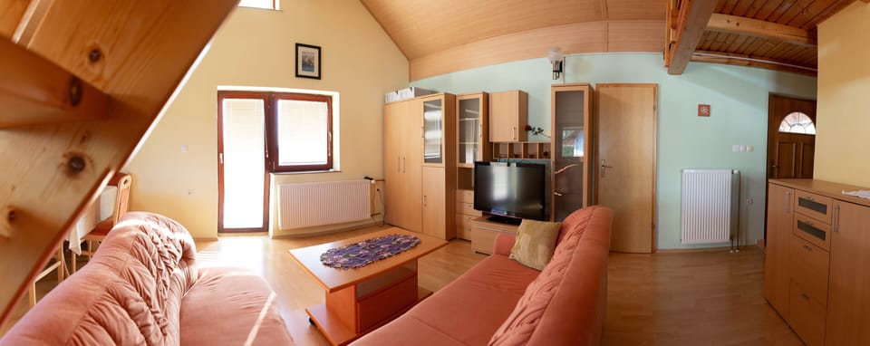 House, 2 Bedrooms | Living area | Flat-screen TV