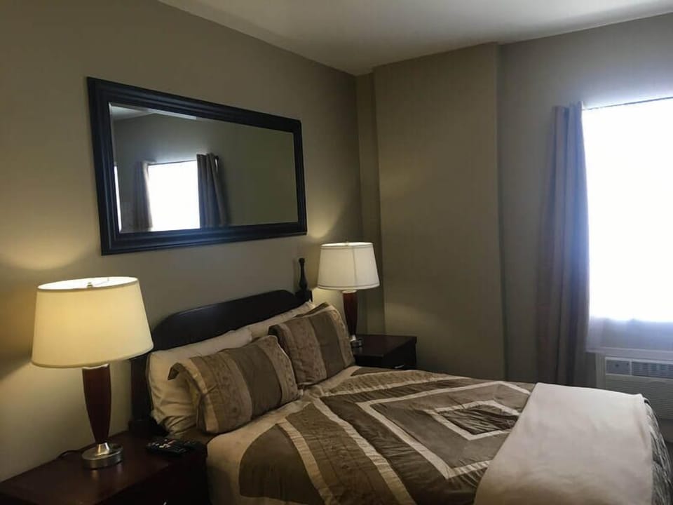 Basic Single Room | Laptop workspace, free WiFi, bed sheets