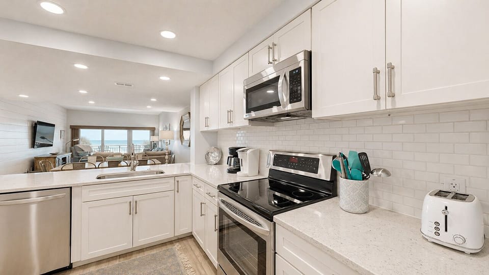 Fully Stocked Kitchen