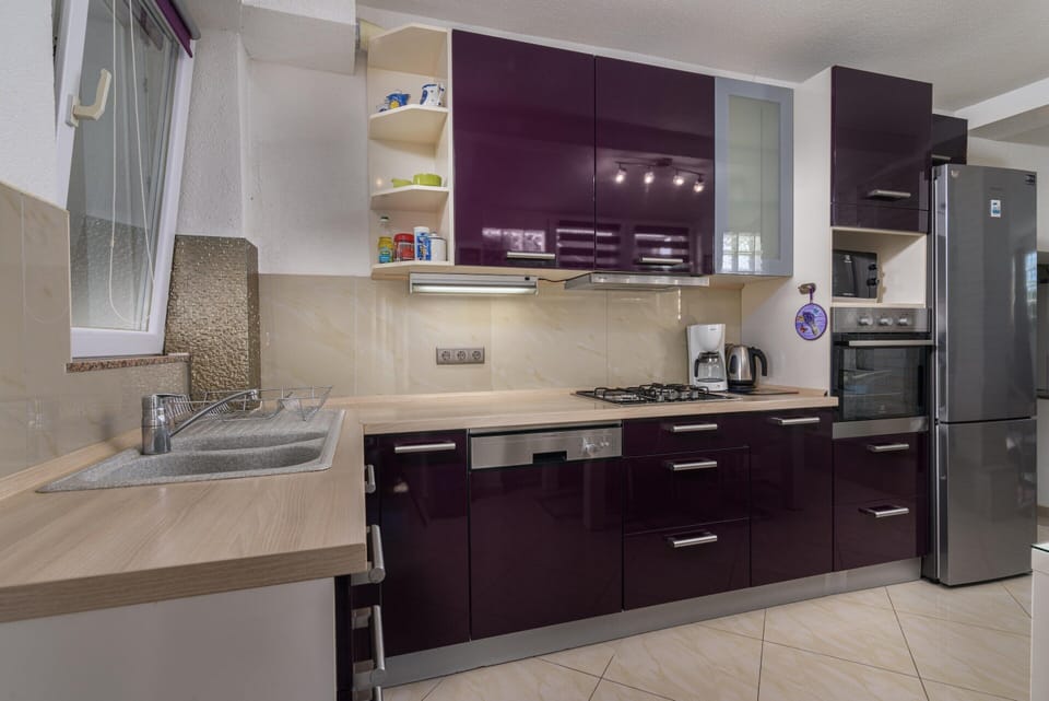 Apartment | Private kitchen | Highchair