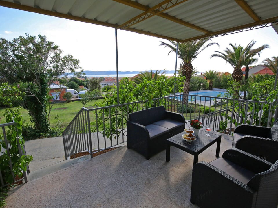 House | Pool | Outdoor pool