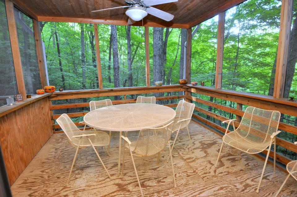 House, Multiple Beds (Black Forest - 5 Bedroom Escape) | Outdoor dining