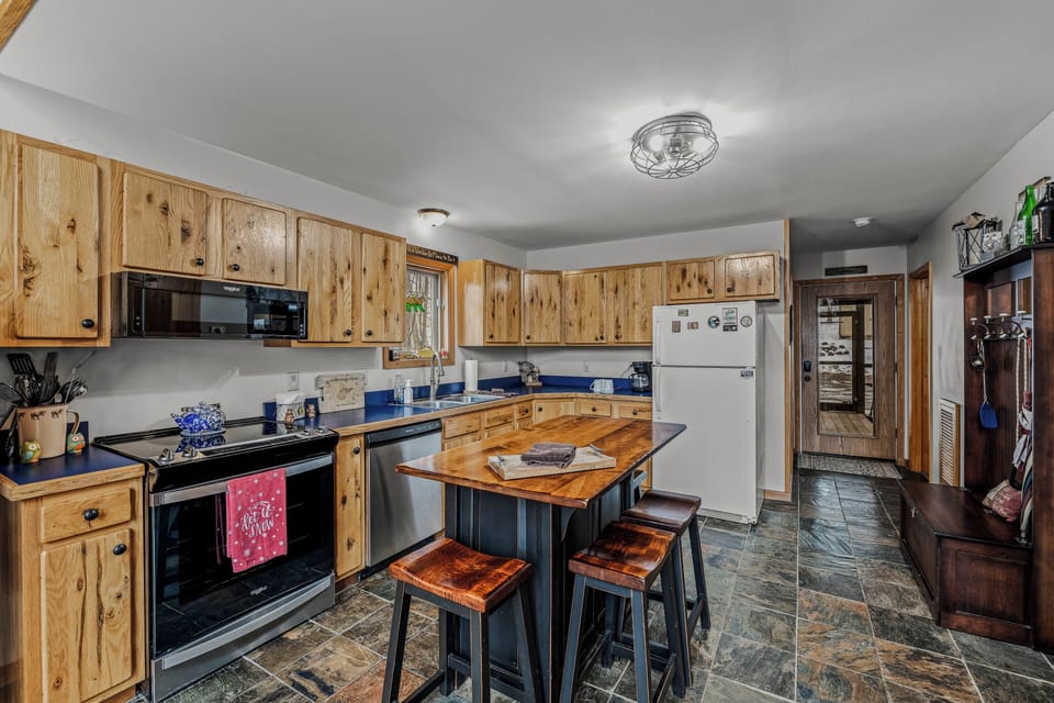 House, Multiple Beds (Sqyrls Nest - 3BR Retreat With a Hot ) | Private kitchen | Fridge, dishwasher, freezer, spices