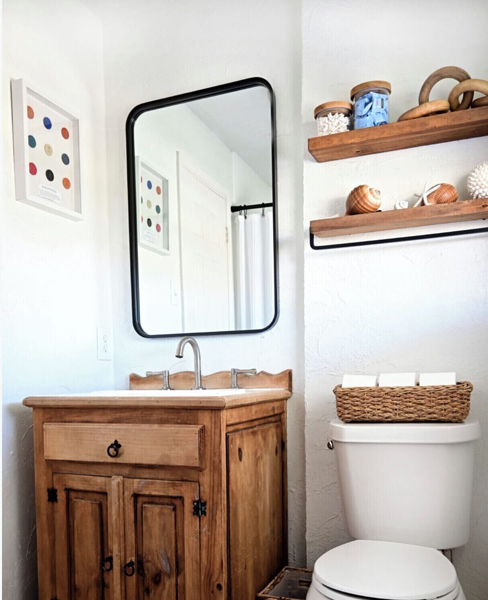 Guest Bathroom!