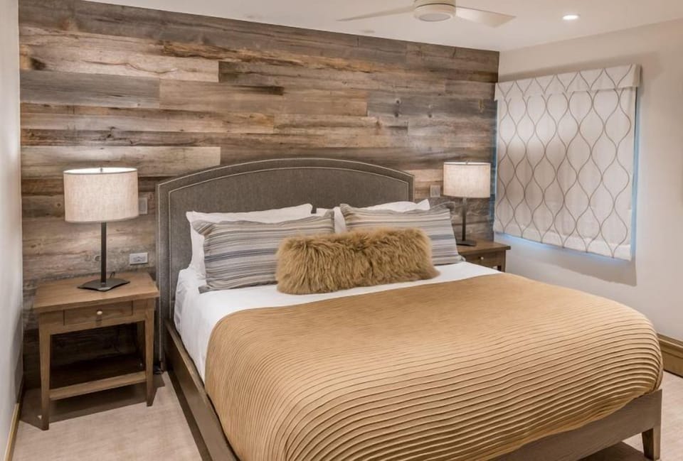 Room (Aspen Gant Platinum 3) | Exterior