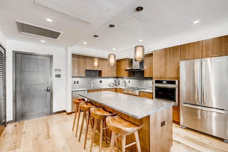Condo (Vail Lion 2 Bed) | Exterior