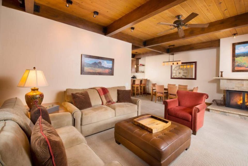 Room (Aspen Gant Platinum 2) | Exterior