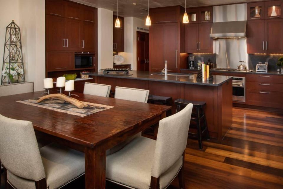 Condo (Vail Solaris 3 Bedroom) | Private kitchen