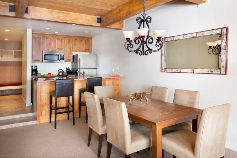 Room (Aspen Gant Silver 3) | Private kitchen | Oven