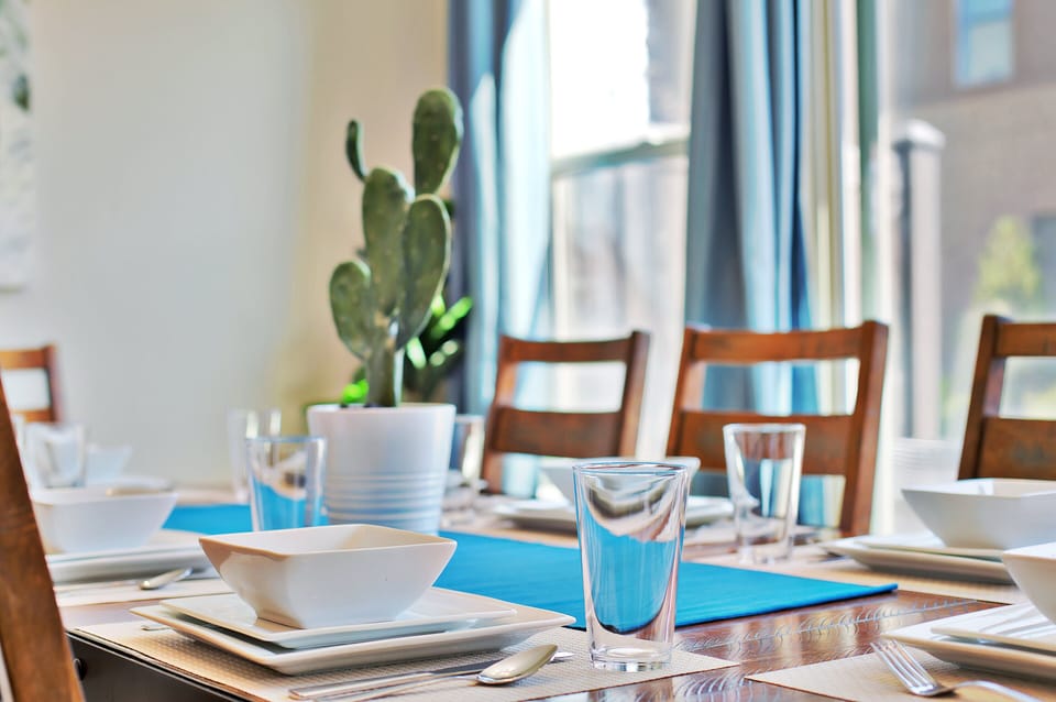 619 Dining Area with Classy Glassware