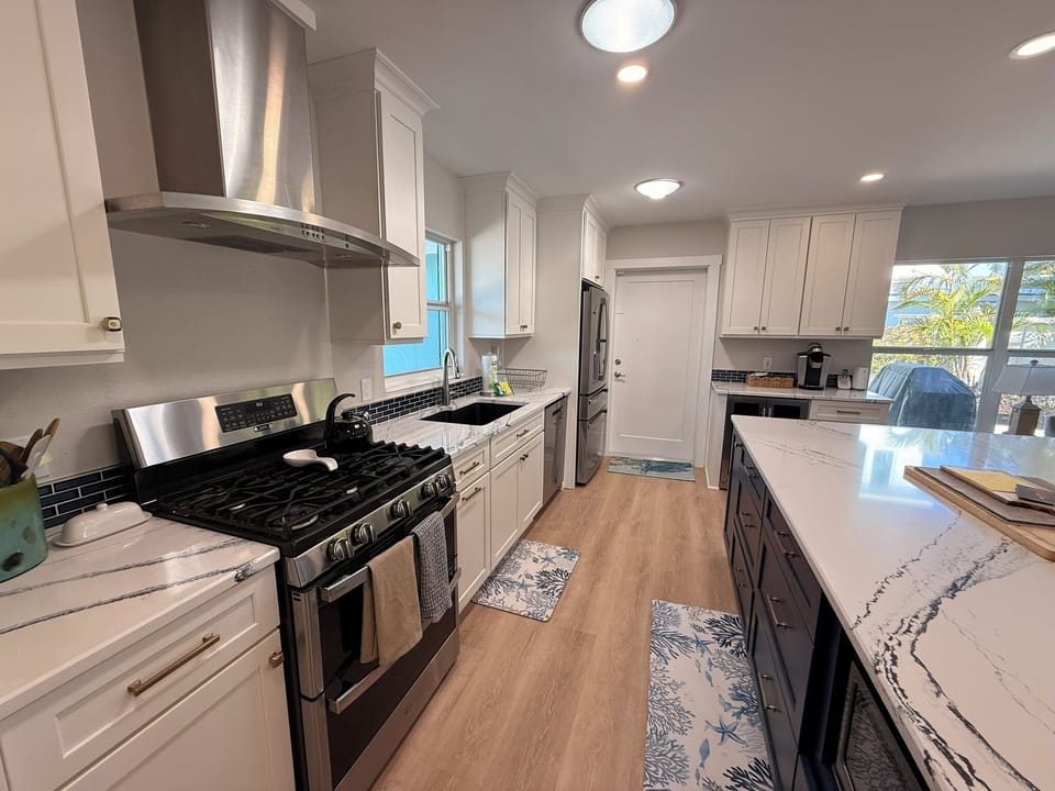 New kitchen with quartz countertops