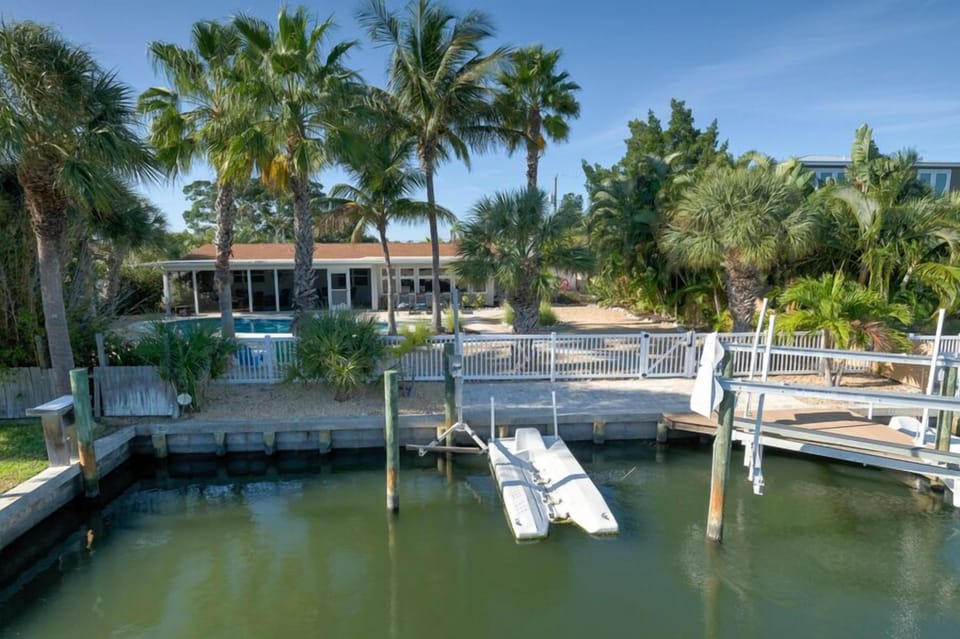 A Shore Thing boat lift (under construction) with kayak dock