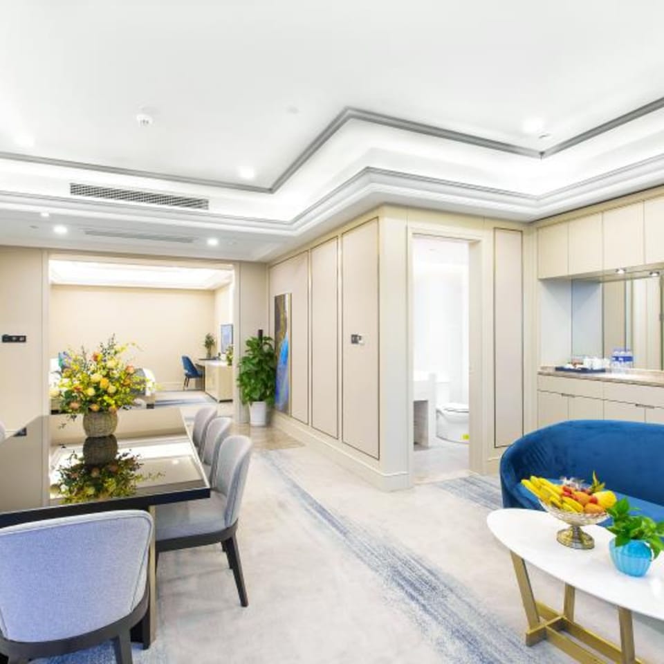 Presidential Suite, Non Smoking | Premium bedding, blackout drapes, free WiFi, bed sheets