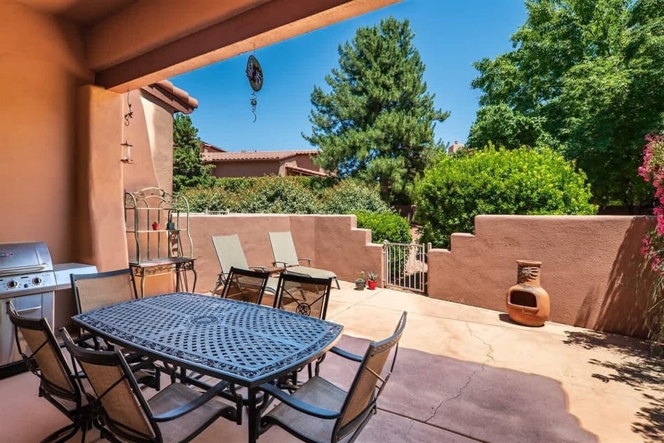 Corte Banca has a large, private patio with a BBQ grill