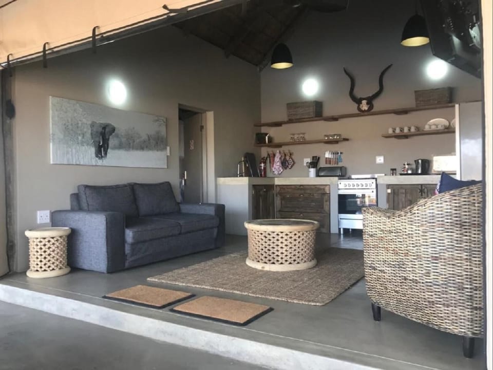 Family Chalet, 2 Bedrooms | Living area | TV