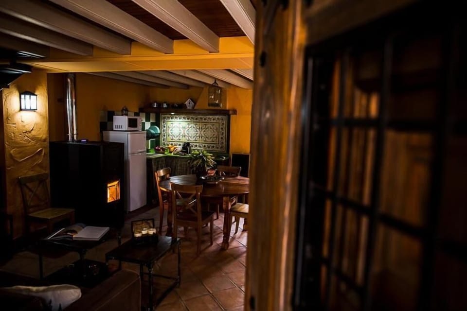 Double Room, 1 Double or 2 Twin Beds | Free WiFi, bed sheets