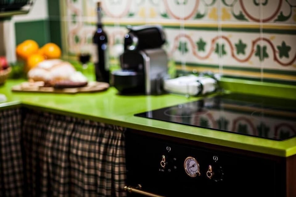 Double Room, 1 Double or 2 Twin Beds | Shared kitchen