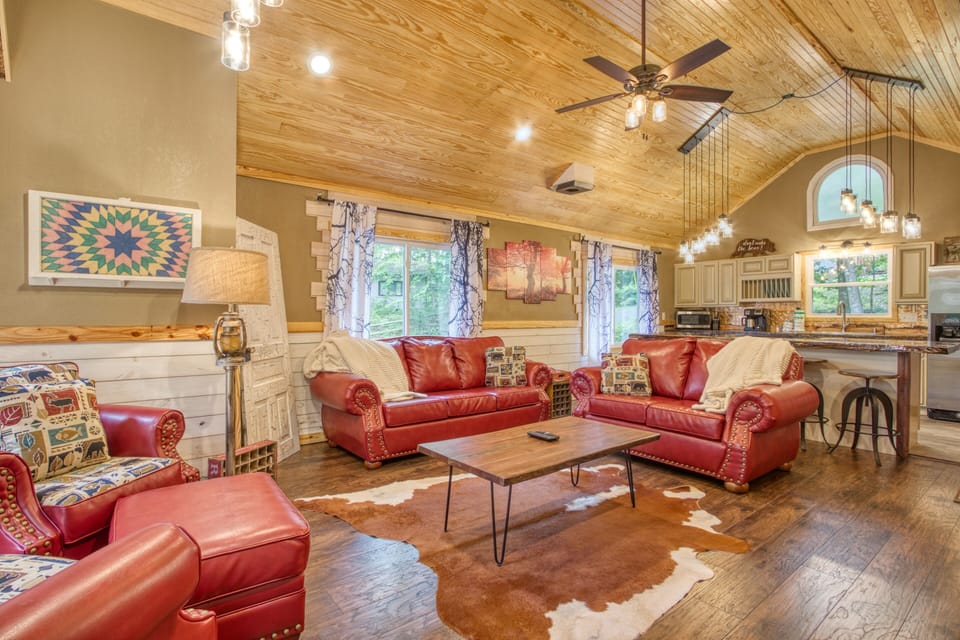 Absolutely Stunning Great Room