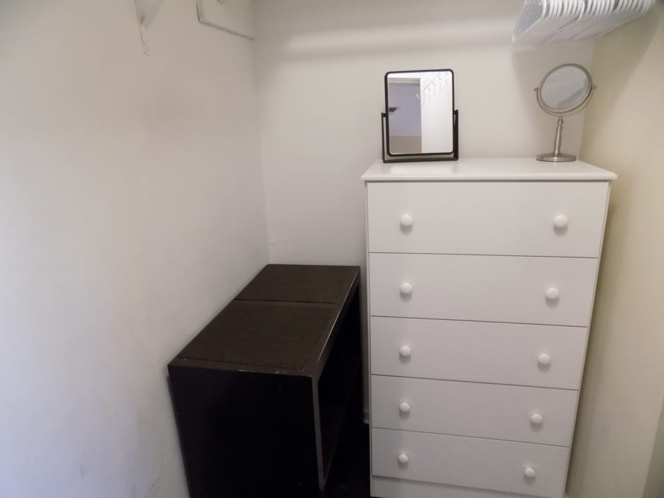 2 large closets ..closet in each bedroom!