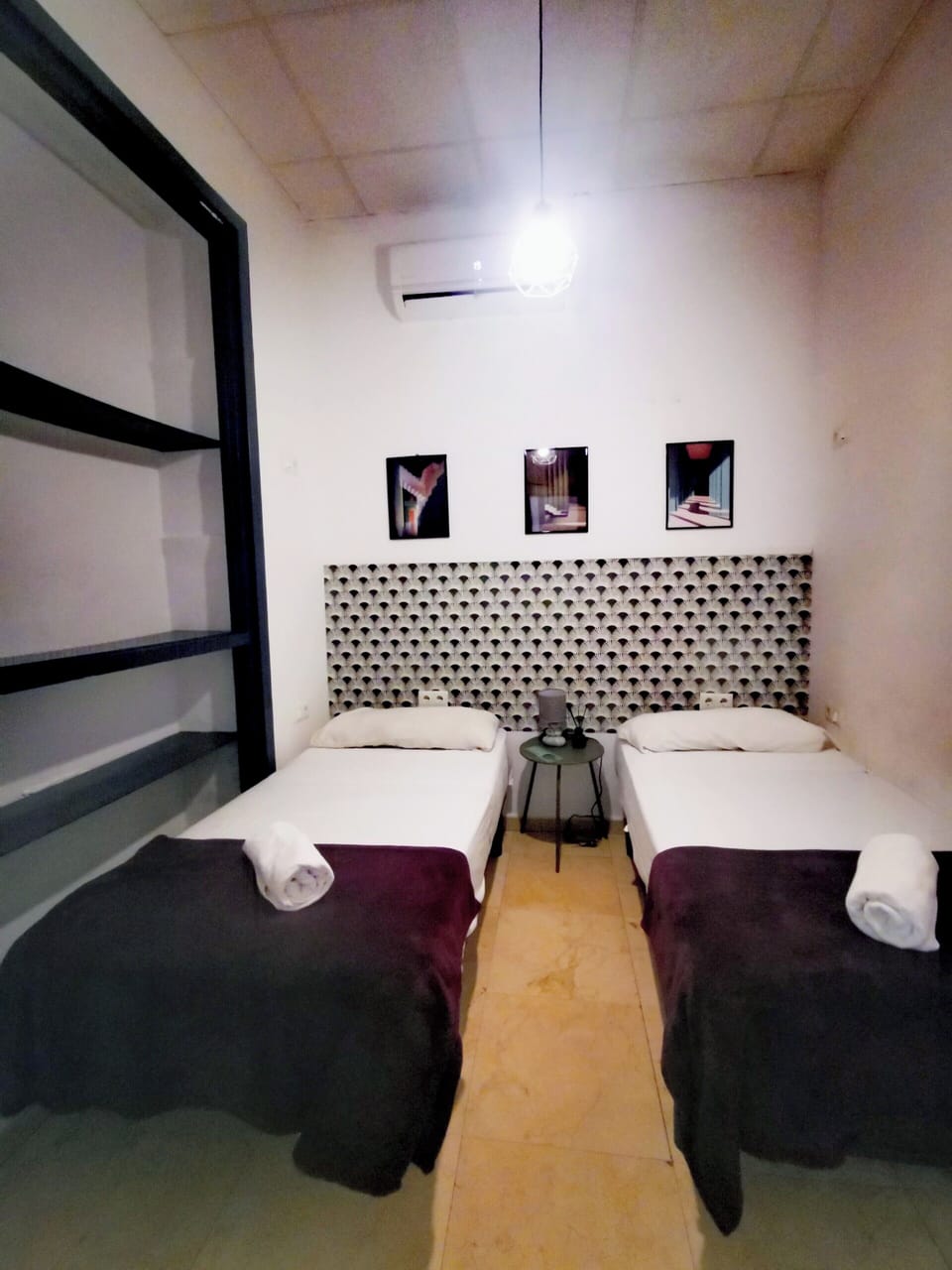 Small Double Room, Shared Bathroom  | Individually decorated, individually furnished, free WiFi, bed sheets