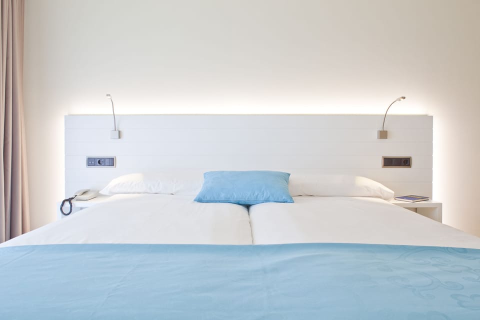 Premium Room (Jacuzzi) | Minibar, in-room safe, individually furnished, desk