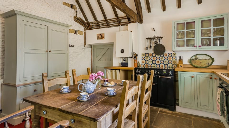 Kitchen, Butts Farm, Bolthole Retreats