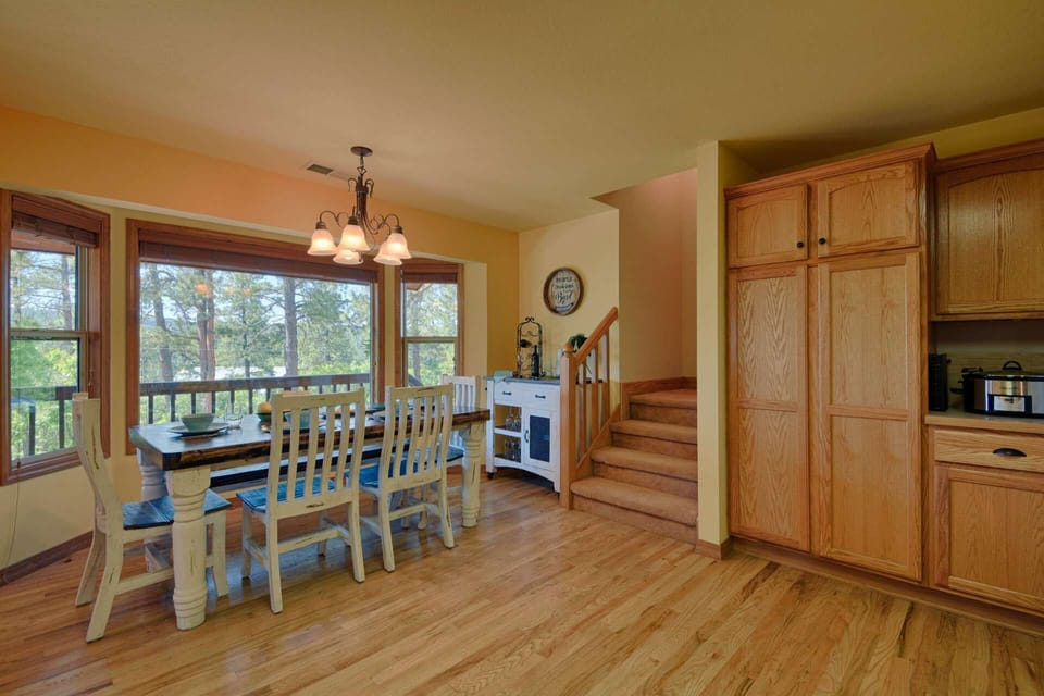 Generous sized, fully stocked kitchen