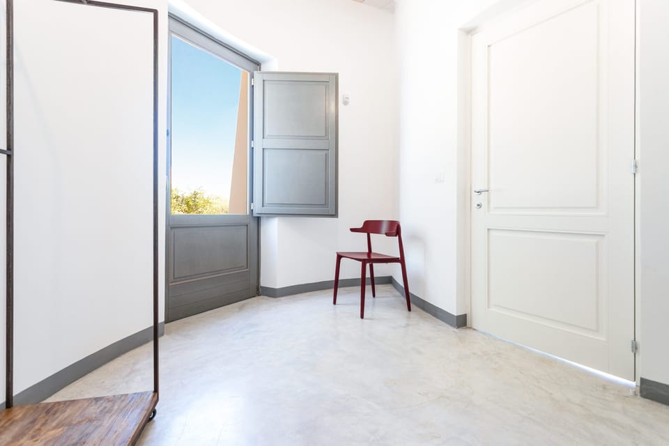 Superior Suite | Bathroom | Free toiletries, hair dryer, bidet, towels
