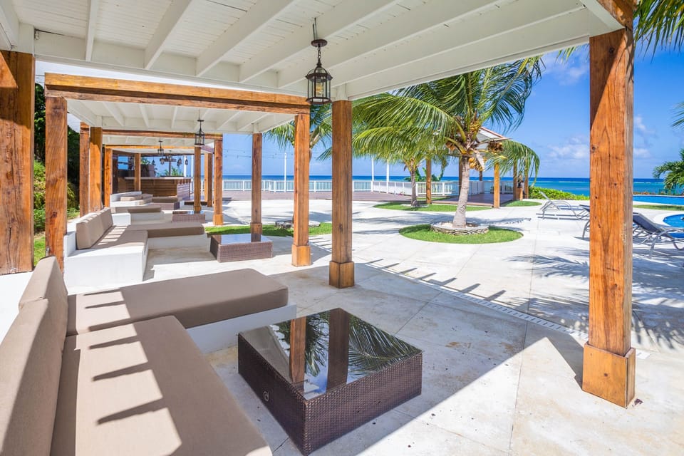 House, 4 Bedrooms | Property grounds