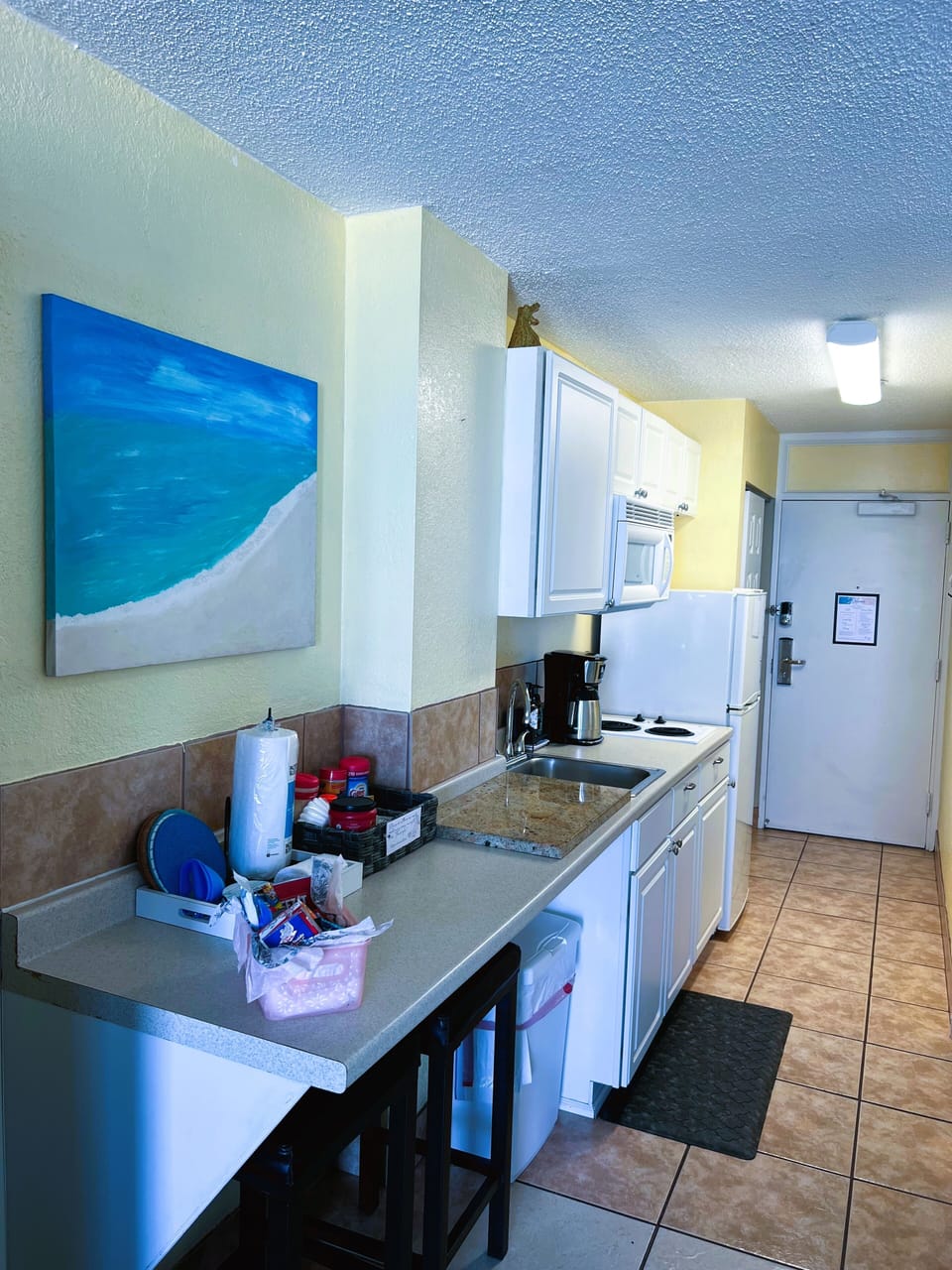 KITCHEN AREA.