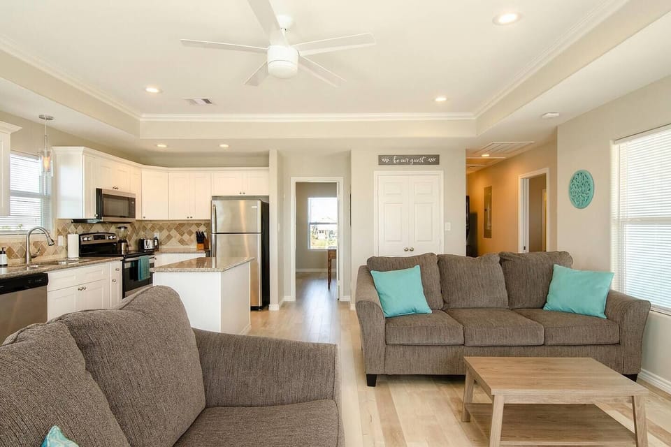 Relax in this beautifully decorated open-concept beach vacation home.