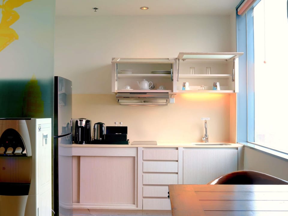 8 bedrooms, in-room safe, desk, iron/ironing board (on request)