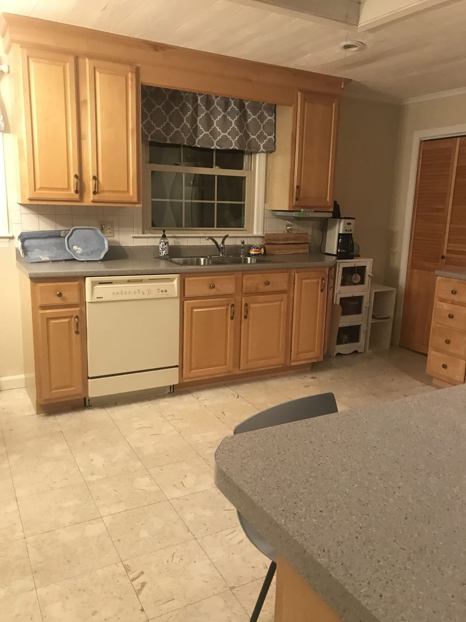 Kitchen is fully equipped.  Enjoy entertaining and cooking.