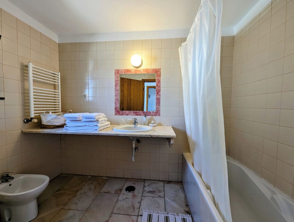 Monte Carvalhal da Rocha - Campground Campground/ 
RV Resort in Faro District