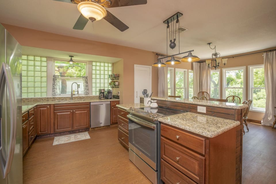 Comfortable & functional interior spaces