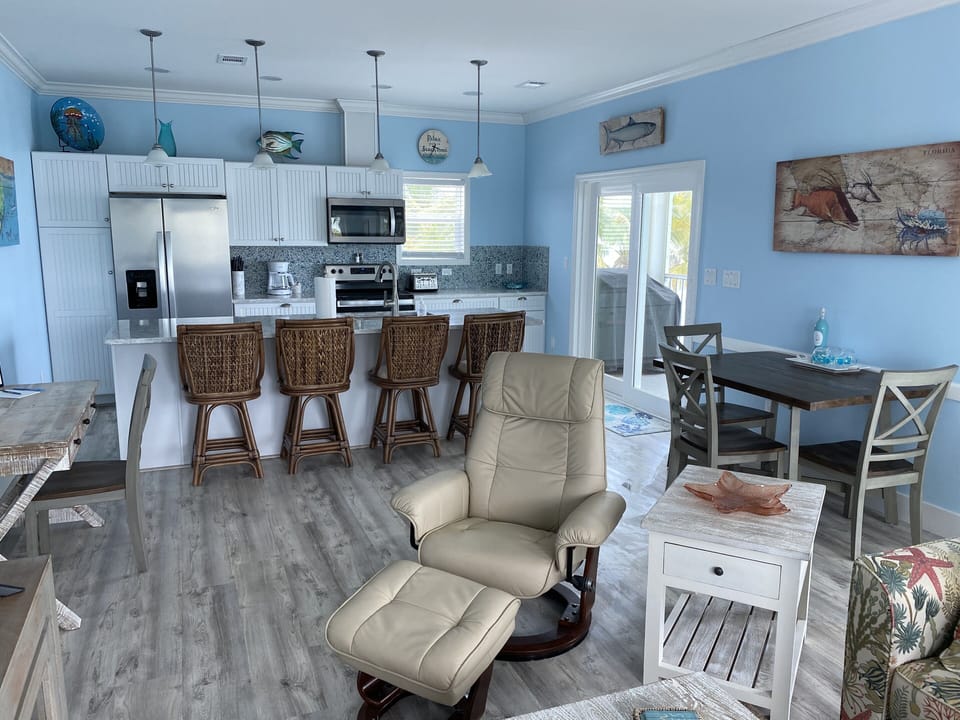 Living and dining area