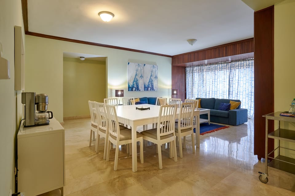 The  Spacious Master Living Room and Great 10-Seats Dining Room, 49" Smart HDTV