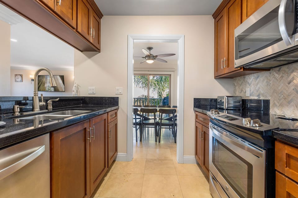 Fully equipped kitchen