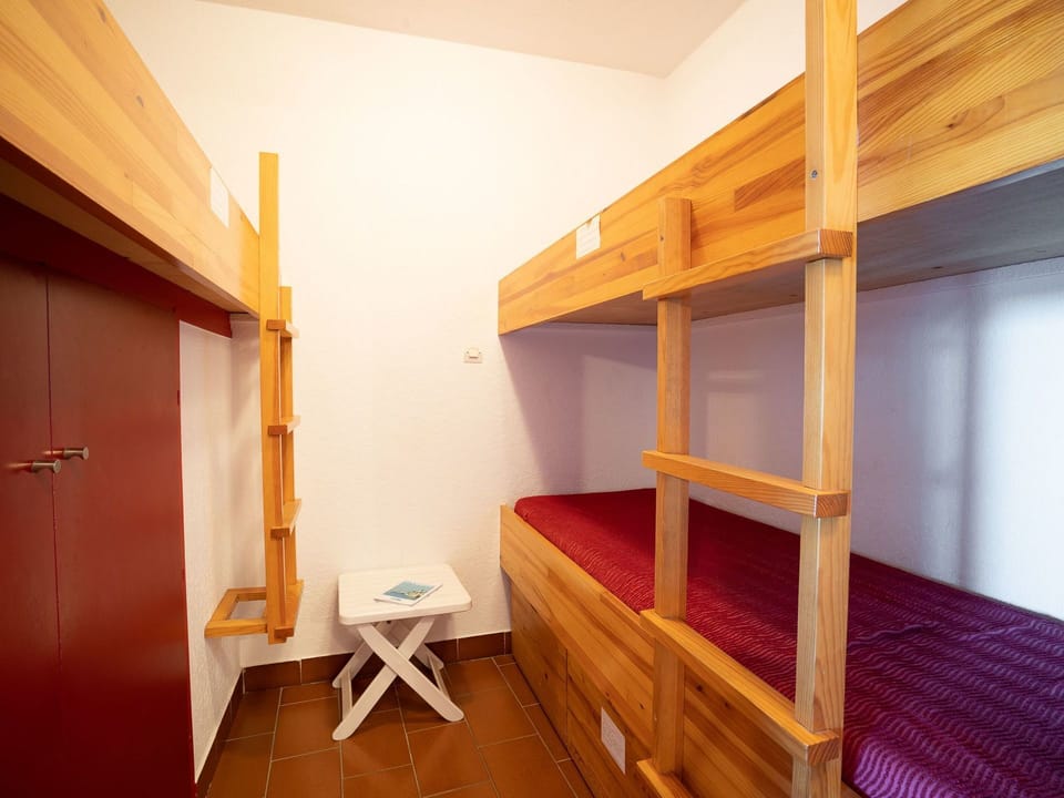 Room, Property, Furniture, House, Building, Interior Design, Bed, Hostel, Loft, Hardwood