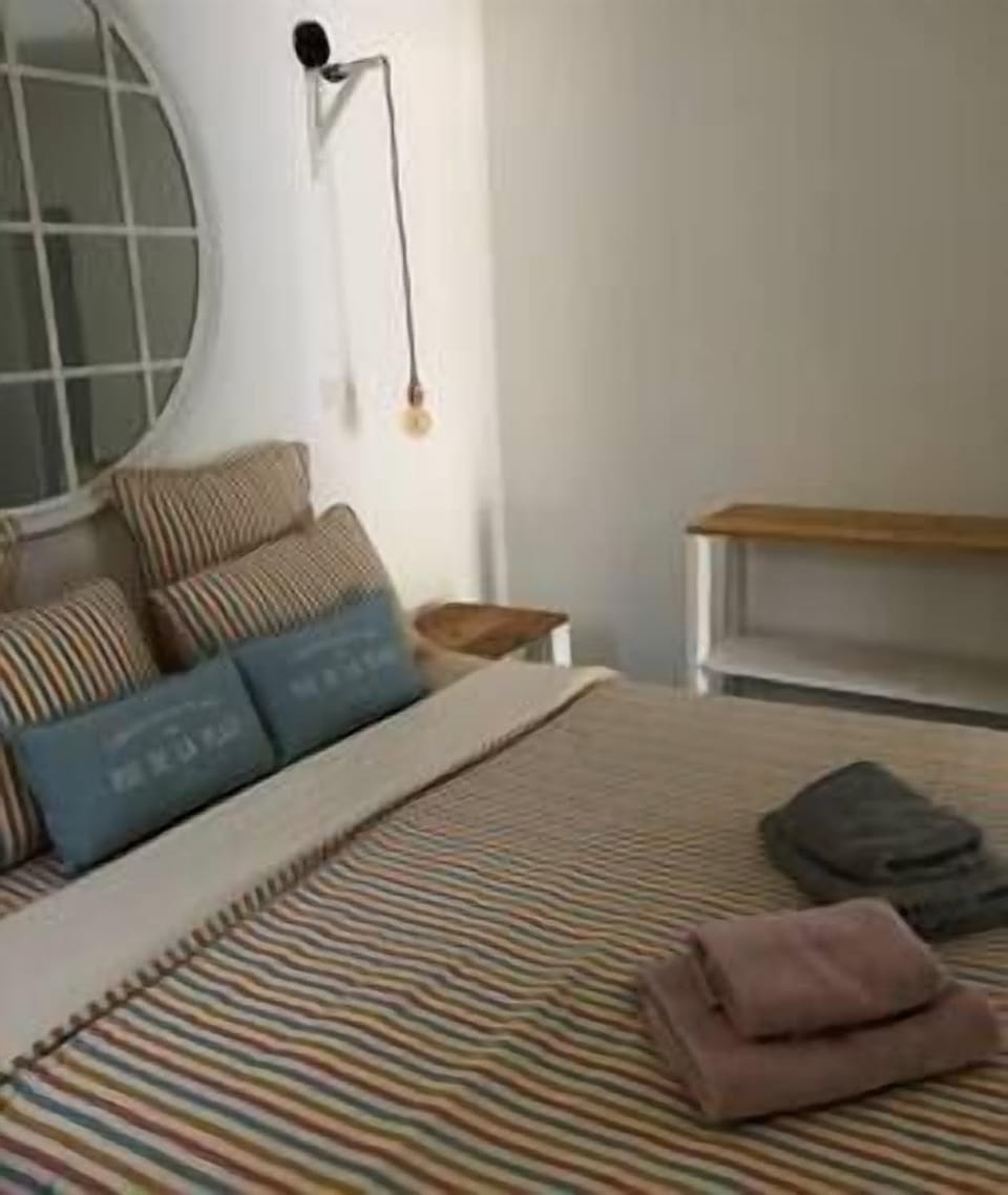 BEDROOM (1)